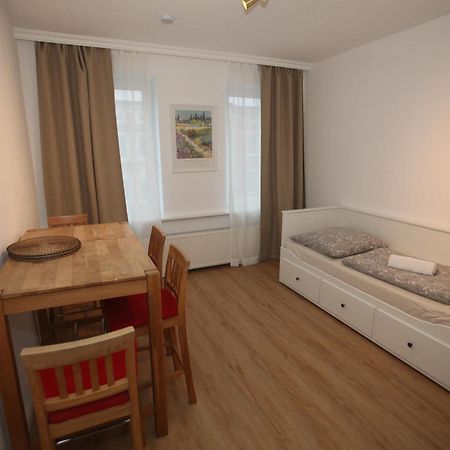 Jessop Haus Apartment Любек Екстериор снимка