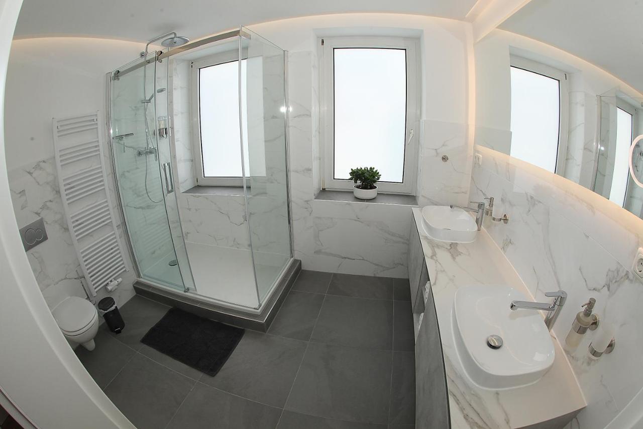 Jessop Haus Apartment Любек Екстериор снимка