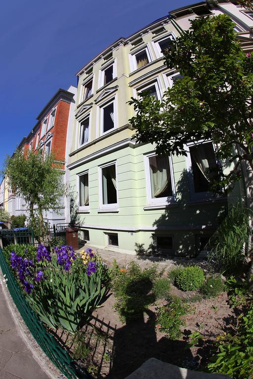 Jessop Haus Apartment Любек Екстериор снимка