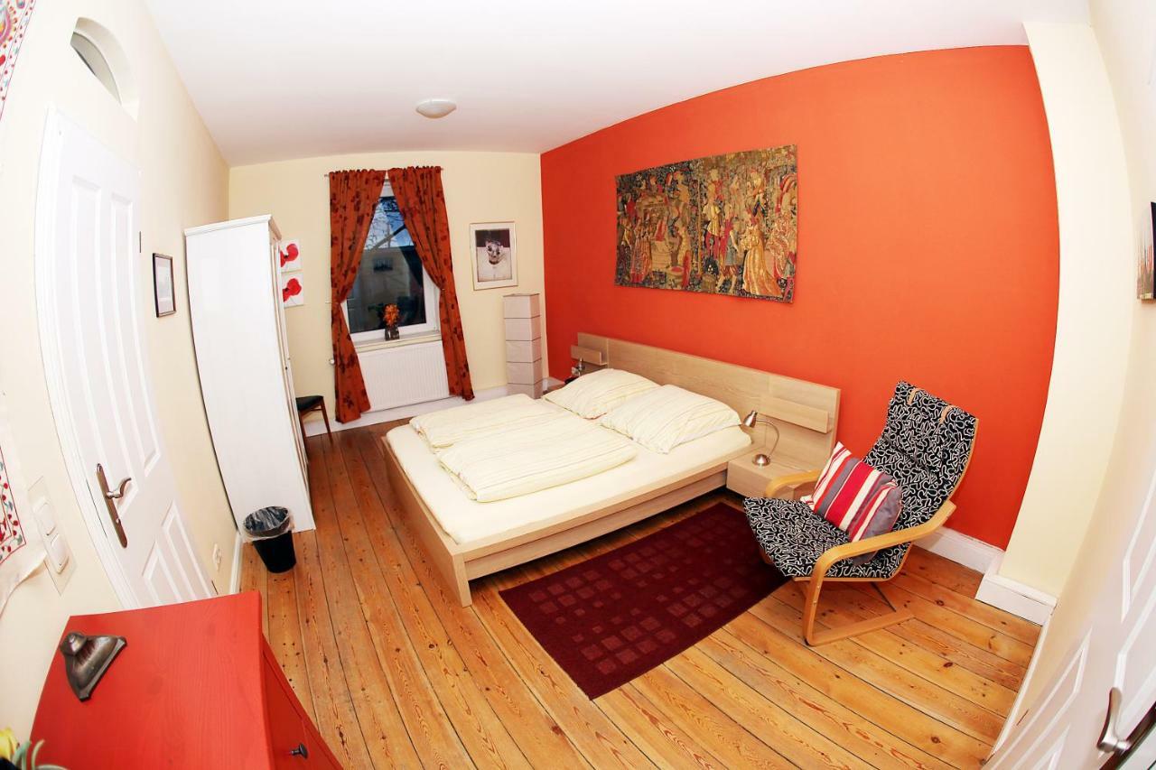 Jessop Haus Apartment Любек Екстериор снимка