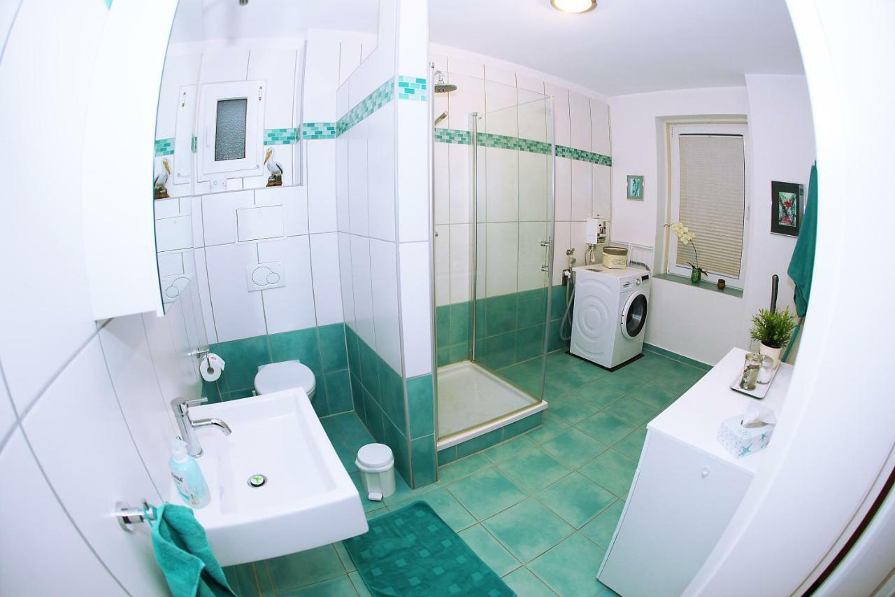 Jessop Haus Apartment Любек Екстериор снимка